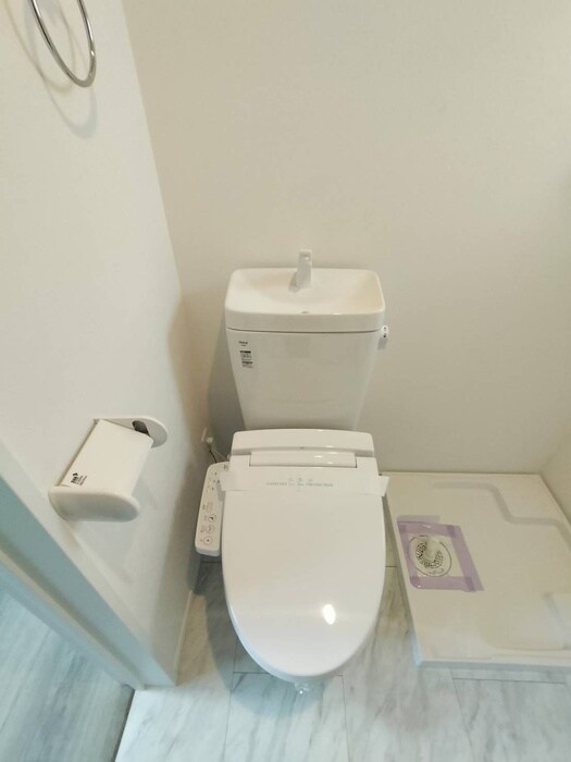 物件内観写真12　(トイレ)