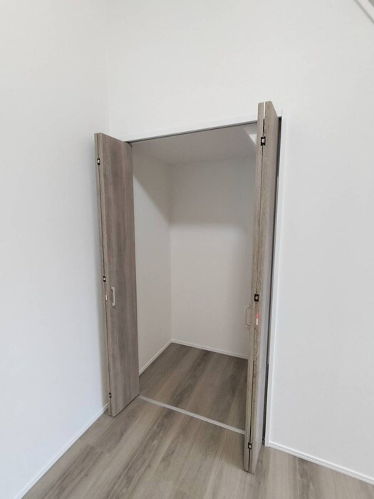 物件内観写真14　(収納)