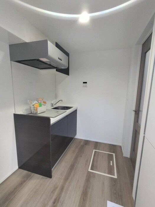 物件内観写真18　(廊下)