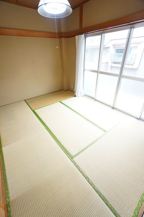 物件内観写真9　(居室)