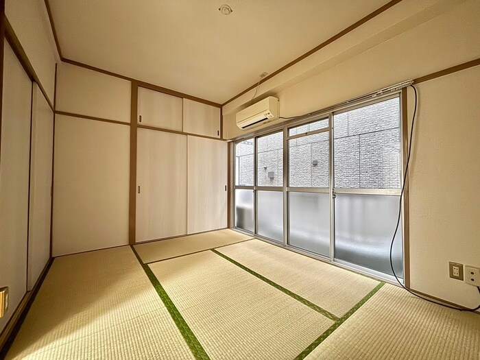 物件内観写真8　(居室)