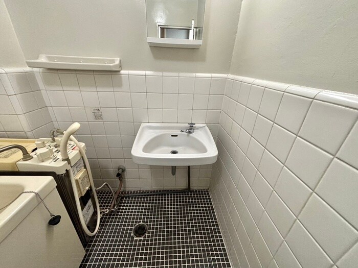 物件内観写真13　(洗面)