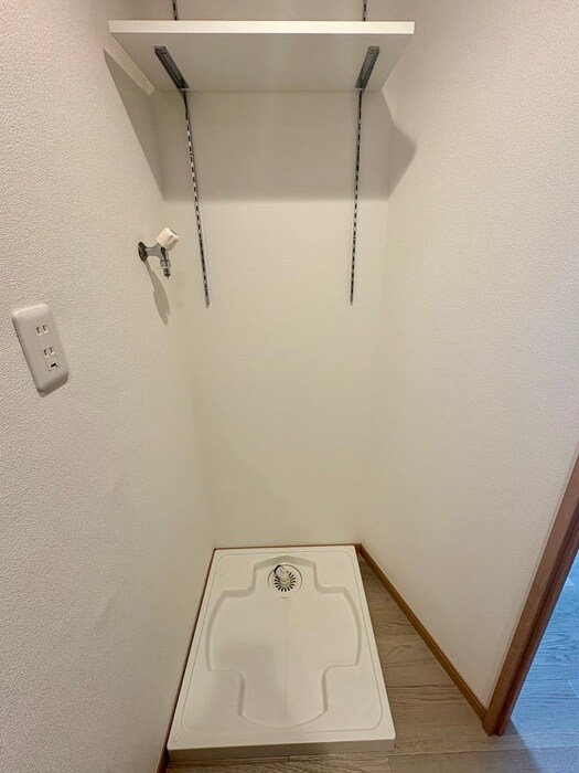 物件内観写真19　(洗濯機置場)