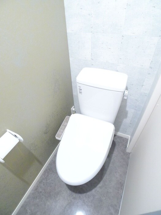 物件内観写真16　(トイレ)