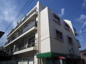 平和コ－ポ外観写真