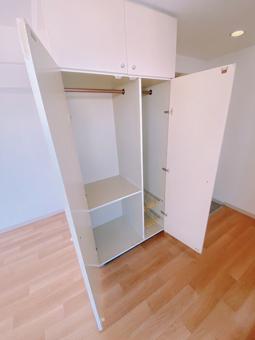 物件内観写真10　(収納)