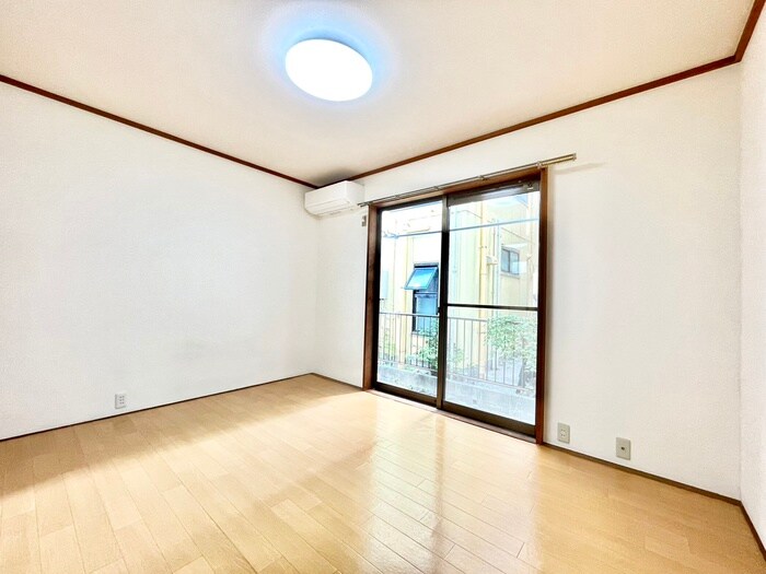 物件内観写真21　(居室)