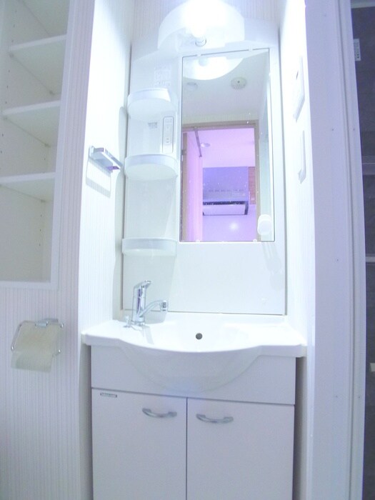 物件内観写真10　(洗面)