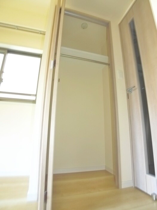 物件内観写真11　(収納)