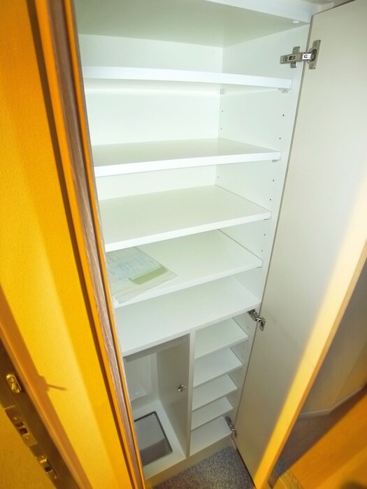 物件内観写真14　(靴箱)