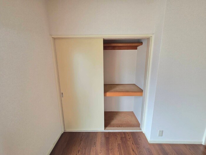 物件内観写真13　(収納)