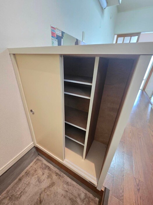 物件内観写真17　(靴箱)