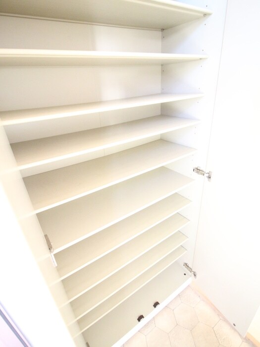 物件内観写真17　(靴箱)