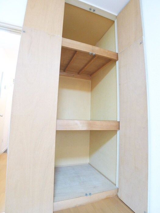 物件内観写真13　(収納)