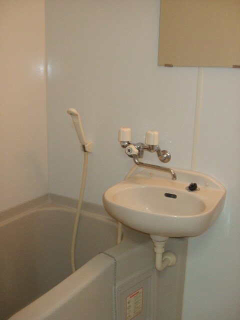 物件内観写真13　(バス／シャワールーム等)