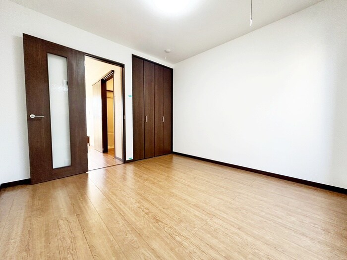 物件内観写真9　(居室)