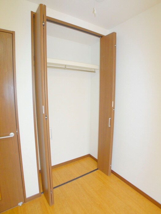 物件内観写真11　(収納)