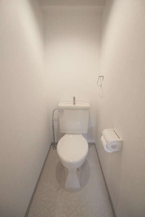 物件内観写真10　(トイレ)