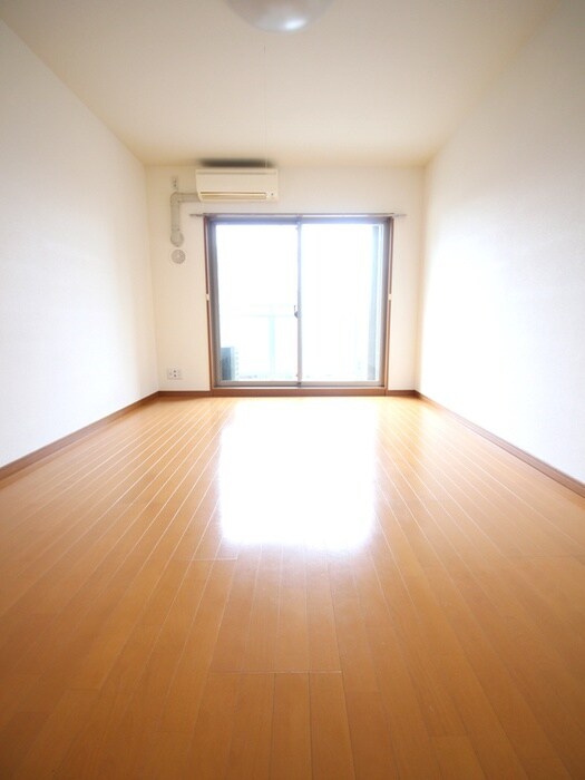 物件内観写真6　(居室)