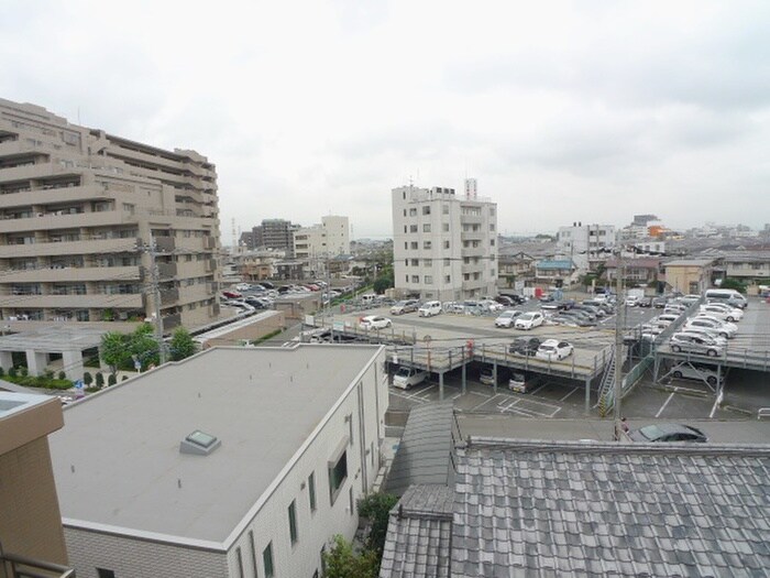 物件内観写真14　(室内からの展望)