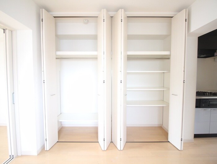 物件内観写真11　(収納)