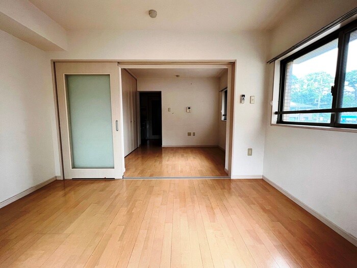 物件内観写真12　(居室)