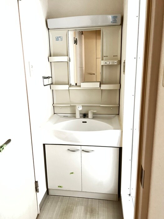 物件内観写真17　(洗面)