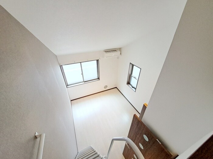 物件内観写真9　(居室)