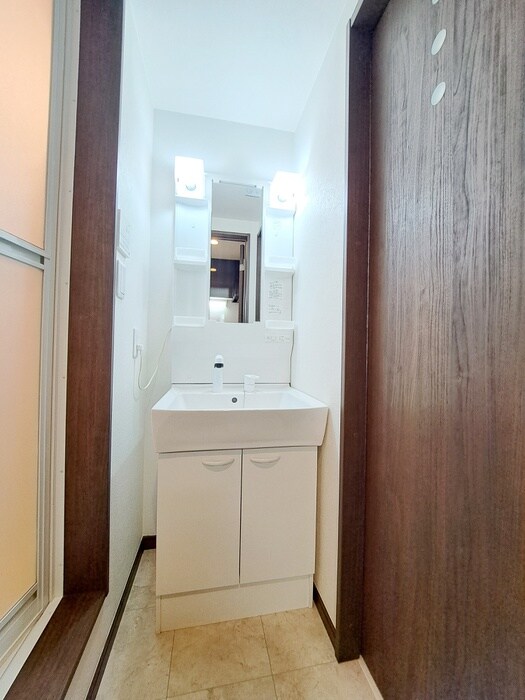 物件内観写真13　(洗面)