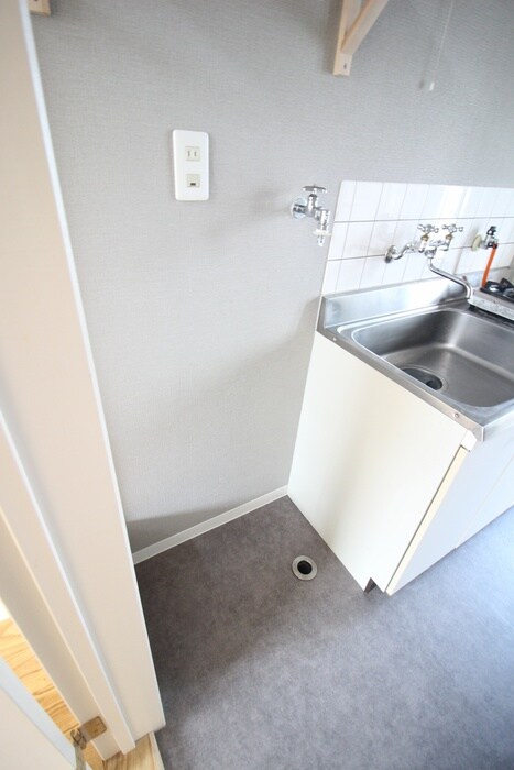 物件内観写真19　(洗濯機置場)