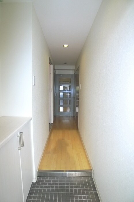 物件内観写真9　(廊下)
