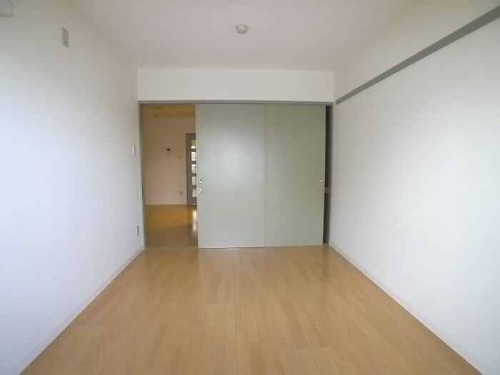 物件内観写真14　(居室)