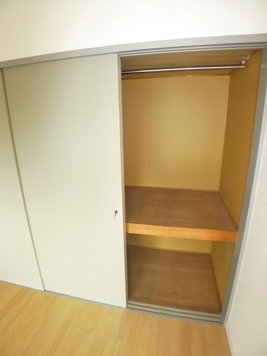 物件内観写真15　(収納)