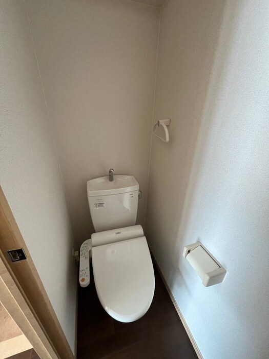 物件内観写真13　(トイレ)