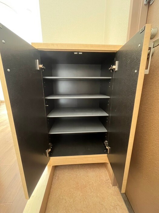 物件内観写真18　(靴箱)