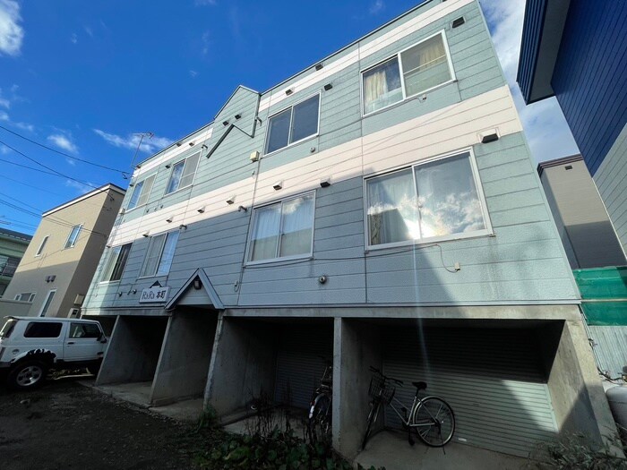 物件外観写真2　(外観写真)