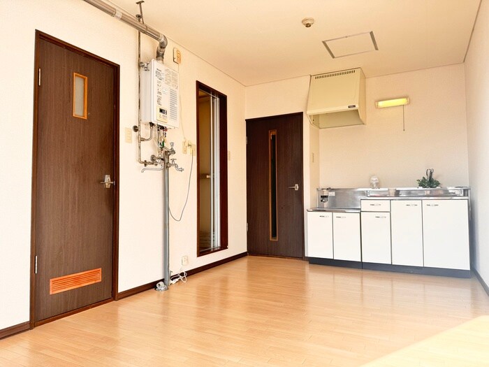 物件内観写真9　(居室)