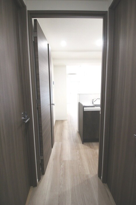 物件内観写真14　(廊下)