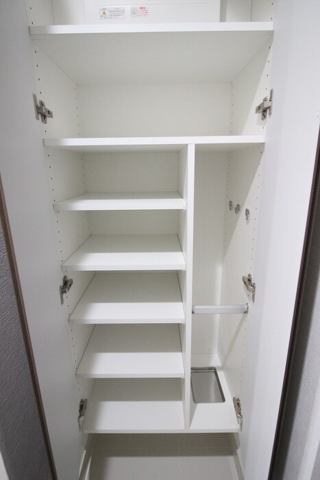 物件内観写真15　(靴箱)