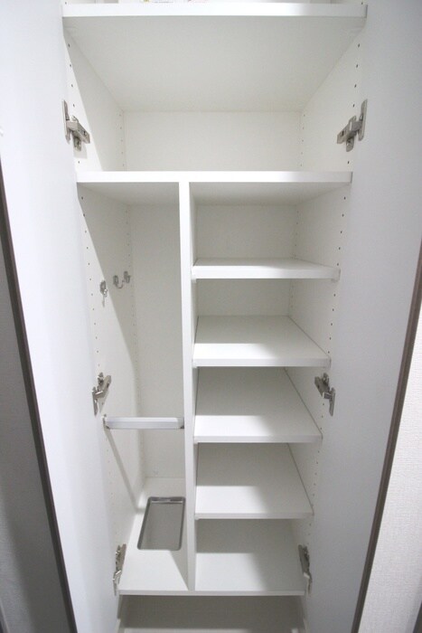 物件内観写真15　(靴箱)