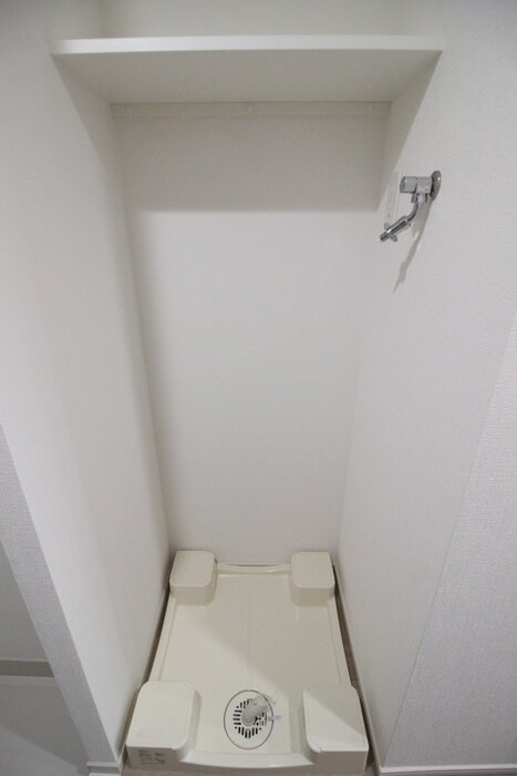 物件内観写真19　(洗濯機置場)