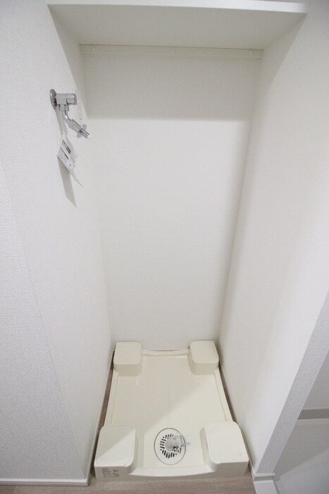 物件内観写真19　(洗濯機置場)