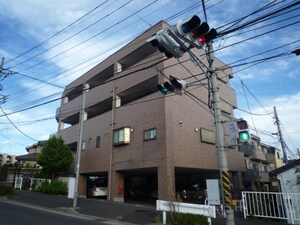 レジデンス中山外観写真