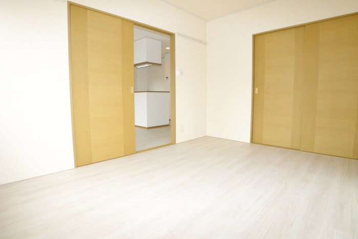 物件内観写真11　(居室)