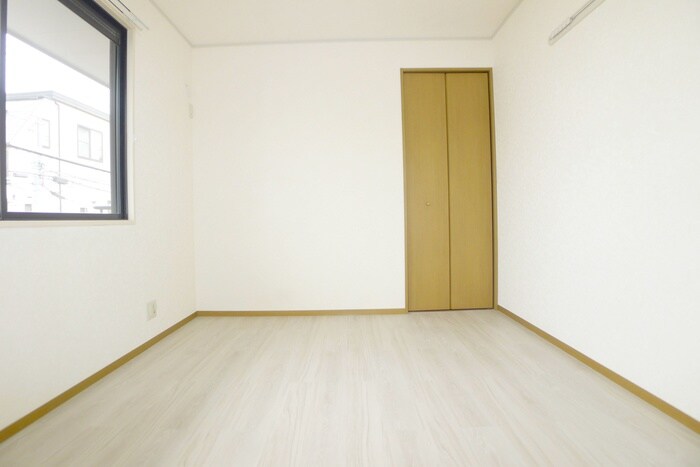 物件内観写真13　(居室)