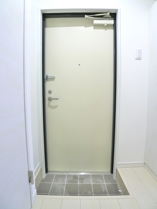 物件内観写真20　(玄関)