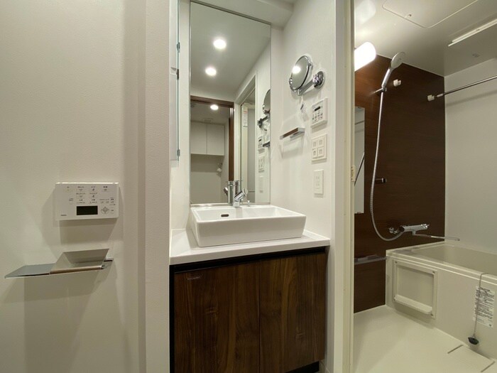 物件内観写真12　(洗面)