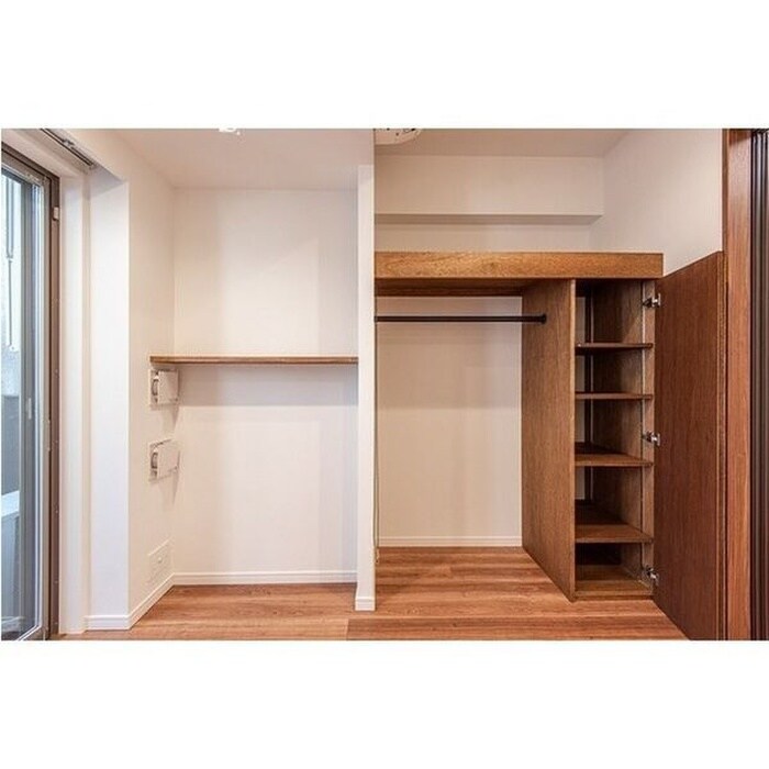 物件内観写真13　(居室)