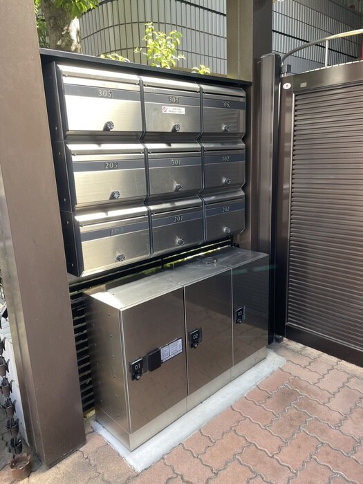 物件外観写真6　(建物設備)