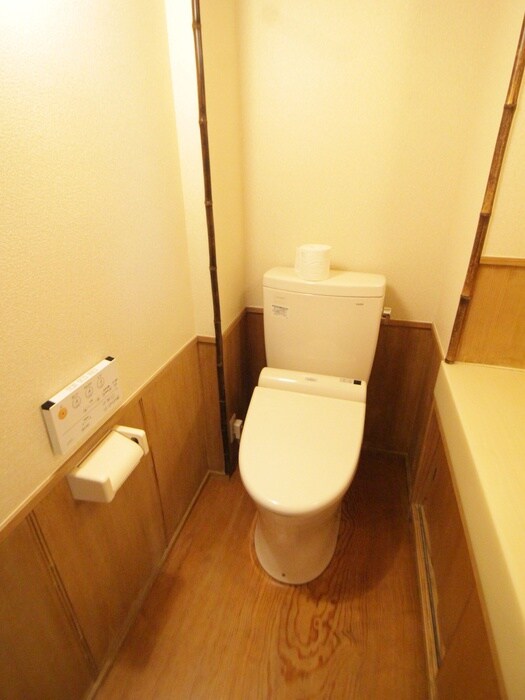 物件内観写真14　(トイレ)